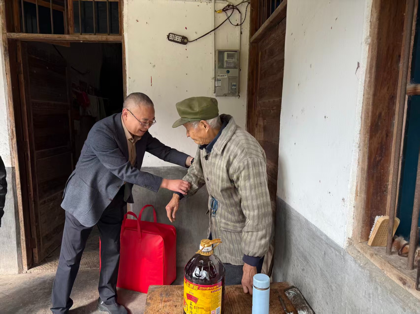 2025103110515409.jpg 2025103110515409.jpg